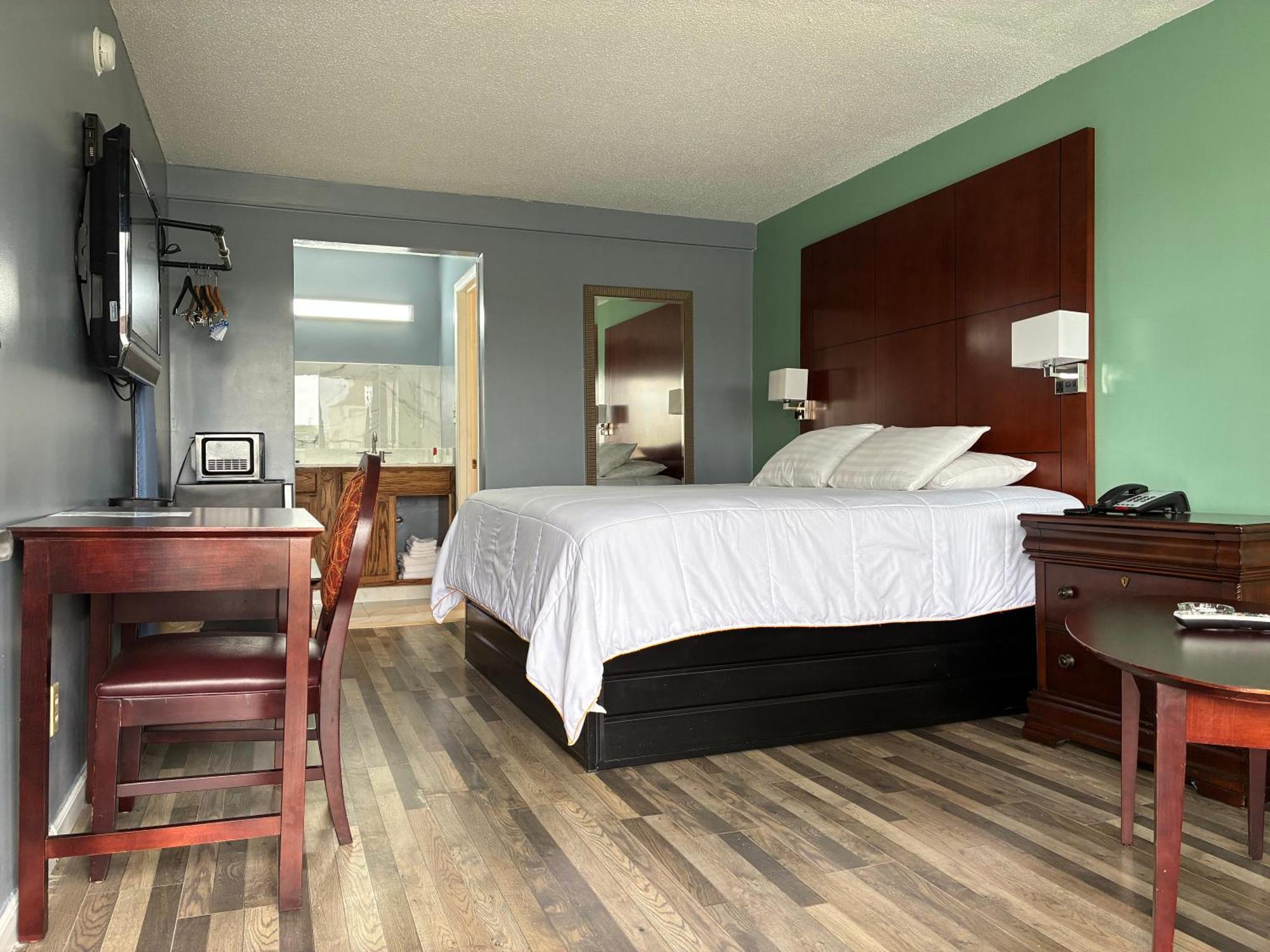 Americas Best Value Inn And Suites Blytheville Esterno foto